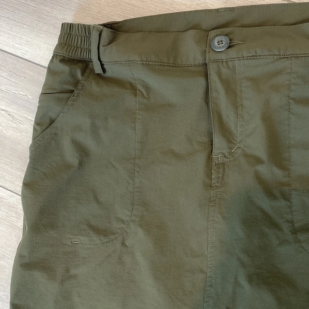 WILLIT size small
